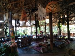 -乌托邦酒吧和餐厅