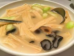 -汤城小厨•粤菜•靓汤(苏州街店)
