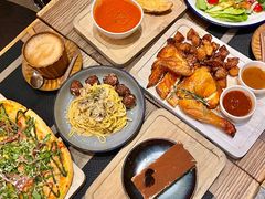 -Common Table · Brunch & Coffee
