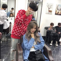 -INS hair salon