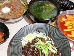 -文成焕·家族韩式餐厅