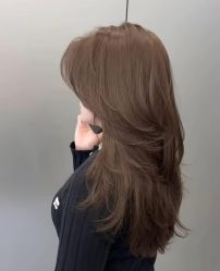-首脑美发沙龙
