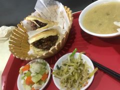 -闫家驴肉老店(华电一校店)