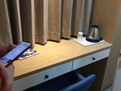 -7天连锁酒店(上海徐家汇龙华路地铁站店)