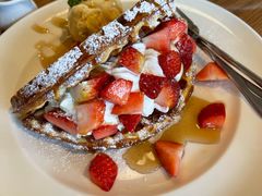 -ROAST coffee & eatery