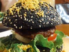 网红瀑布牛肉菠萝包-肥韬茶餐厅(南山mini店)