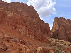 -天山神秘大峡谷