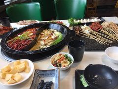 -围炉·川味鲜货火锅(万达珍珠坊店)