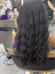 点击看大图 -藤野造型烫发染发