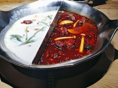 台式麻辣锅-湊湊火锅·茶憩(杭州湖滨银泰in77店)