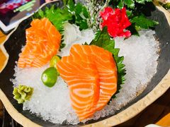 三文鱼刺身-黑牛の店·和牛烧肉(合生汇店)