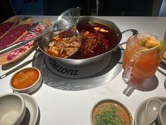 -左庭右院鲜牛肉火锅(金山万达店)