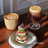COTD｜鲜花与咖啡更配哦☕️