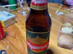 -乔岩保应烧烤店