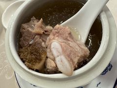 羊肚菌排骨汤-巫记鸡饭店