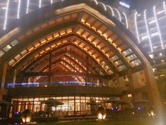 -三亚湾海居铂尔曼度假酒店