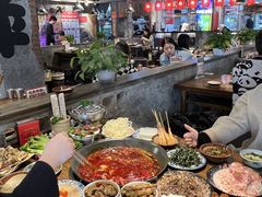 -萍姐火锅·公路夜市(武汉首店)