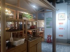 -渝信川菜 · 川味家常菜(财富购物中心店)