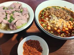-全牛匠·乐山跷脚牛肉(西单华威约饭街店)