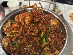 -凤凰路何眼镜香辣蟹(花果园店)
