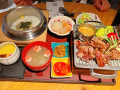 岩烧雪花牛肉定食-味太助·银饭食堂(中华城店)