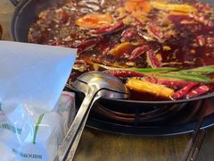 -黄潇洒老火锅(九眼桥宏济巷店)