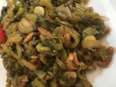 酸菜炒鹅肠-强记烧鸡(信业悦都汇店)
