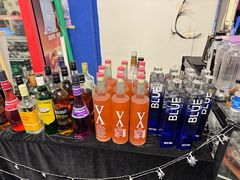 -好玩工厂密室·鹅鸭杀·桌游拼豆电玩