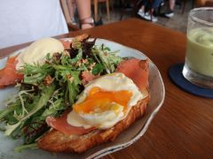 -ROAST coffee & eatery