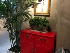 -HIGH FIVE哈福手工汉堡(桂林路店)