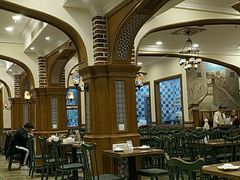 大堂-清真·玛丽亚新疆菜主题餐厅(浙江中路店)