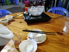 -牛一煲美食(江高店)