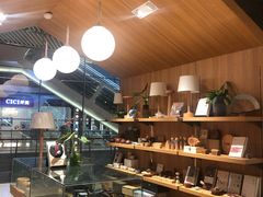 -百新书局(尚悦湾店)