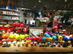 -LOL原创生活概念店(K11购物艺术中心店)