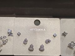 -潮品挚尚(五角场苏宁易购店)