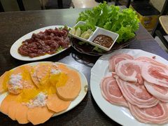 -韩风烤牛肉冷面店