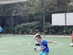 -飞梦少儿足球培训(塘桥校区)