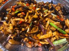 -八碗湘长沙市井菜(坡子街店)