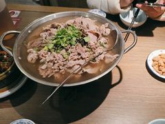 -肖四女乐山跷脚牛肉(滨江天街店)