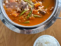 -秦香阁·西北家常菜(徐汇日月光中心店)