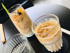 拿铁咖啡-游心咖啡(青山滨江店)