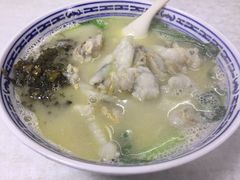 -明呈黄鱼面馆(斜土路店)