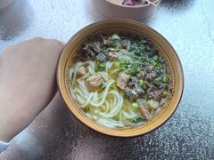 -正宗李家土鸡米线店