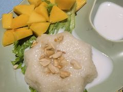 芒果糯米饭-玖月时尚泰式餐厅