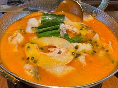 -云海肴·汽锅鸡·云南菜(天山百盛优客店)