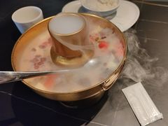 -辣尚瘾·烤鱼·新川菜(交大直营店)