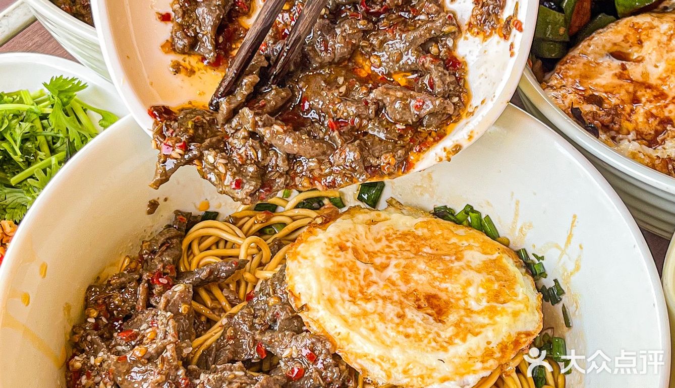 不要一直推长沙的粉，大武汉也有好吃的粉