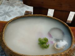 -景明轩•养生酸汤鱼火锅 云贵鲜菌 现舂野果酸汤(王寨小区店)