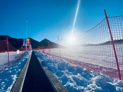 -荣盛康旅野三坡滑雪场