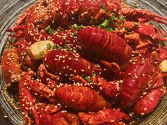 -肥肥虾庄·金牌油焖大虾(杨园滨江时代walk店)